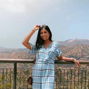 Meet your Posher, Sadia